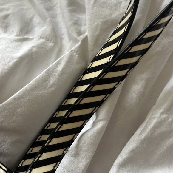 Kate Spade stripe Ta Da bag - Picture 8 of 8